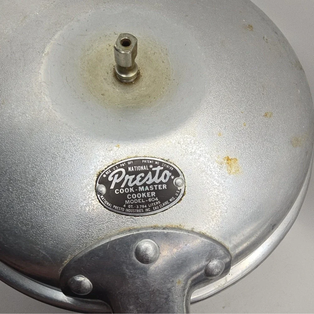 Presto Cook-Master 604 4 Qt Aluminum Stove Top Pressure Cooker w/ Lid